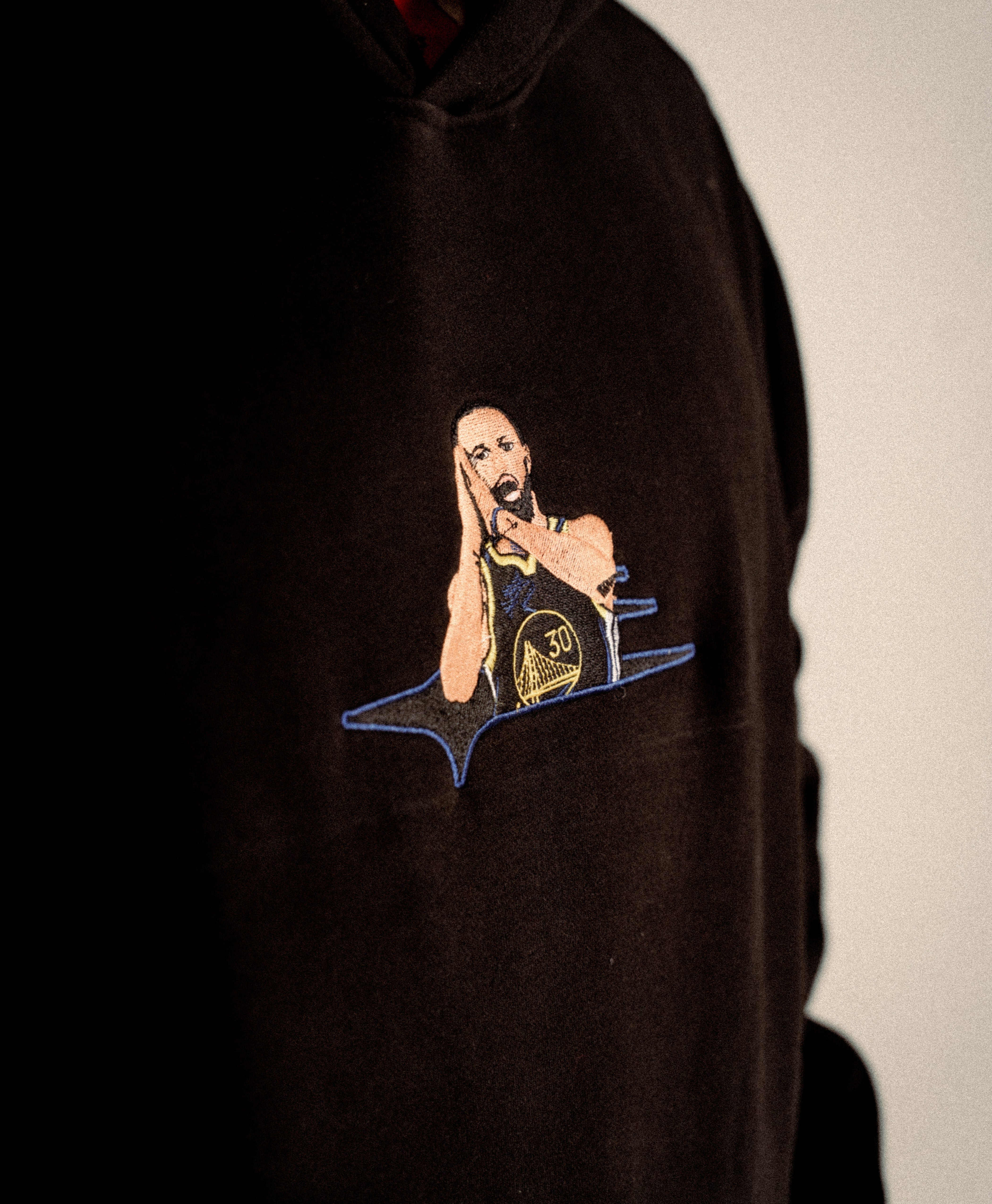 ATHENTIQ CURRY LOGO FLEECE HOODIE