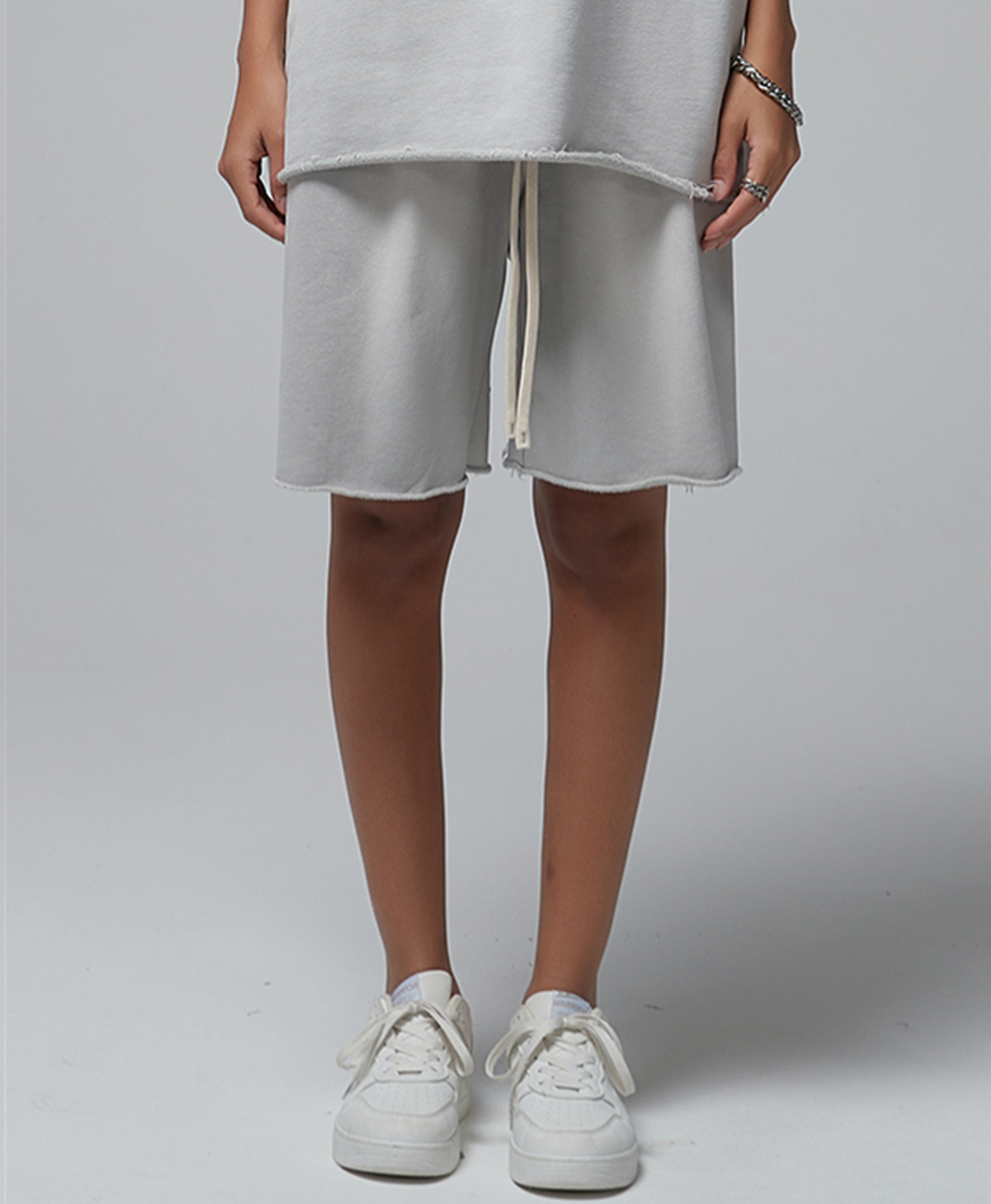 ATHENTIQ EDGE CUT PREMIUM SHORTS