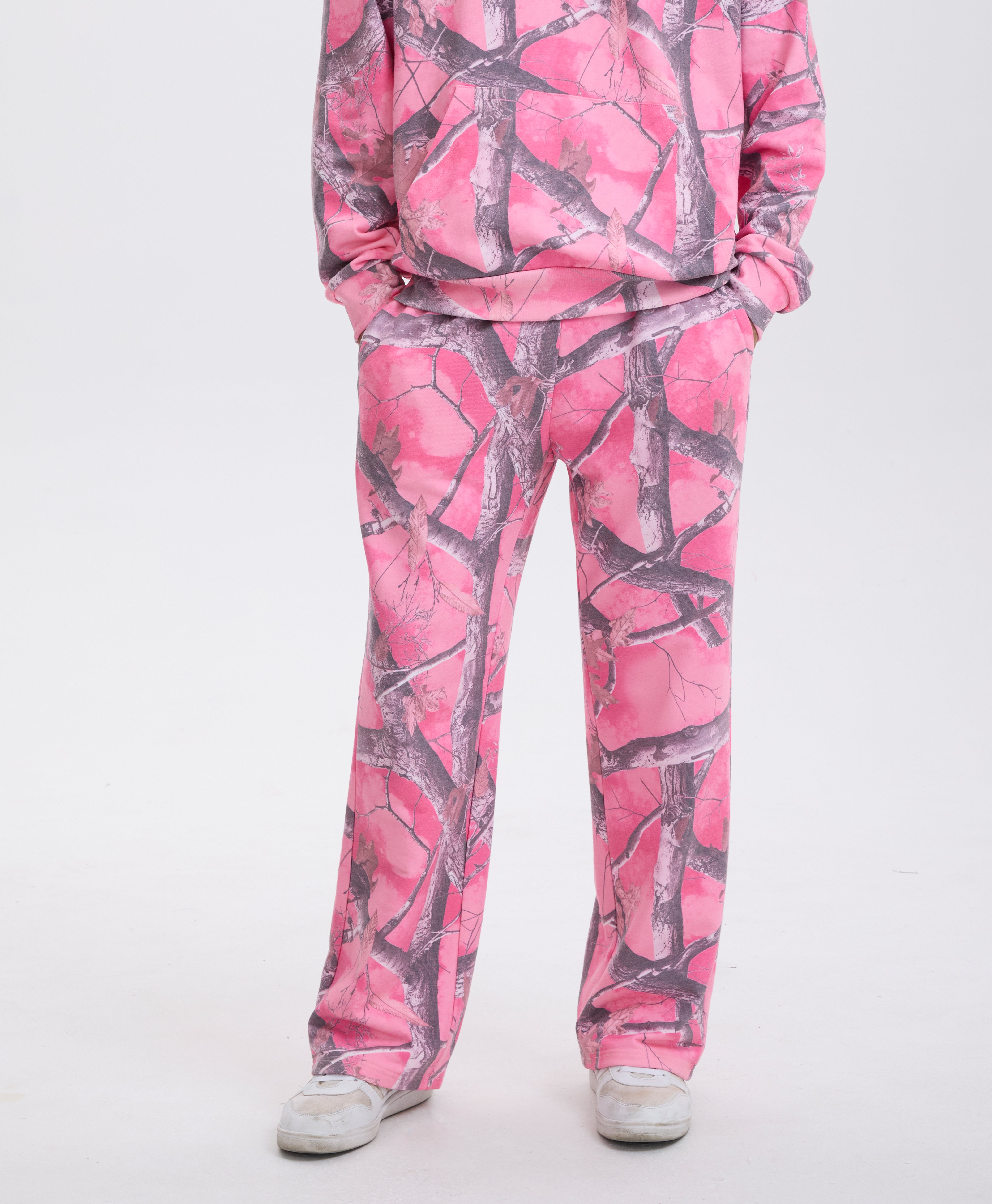 PINK CAMO PANTS