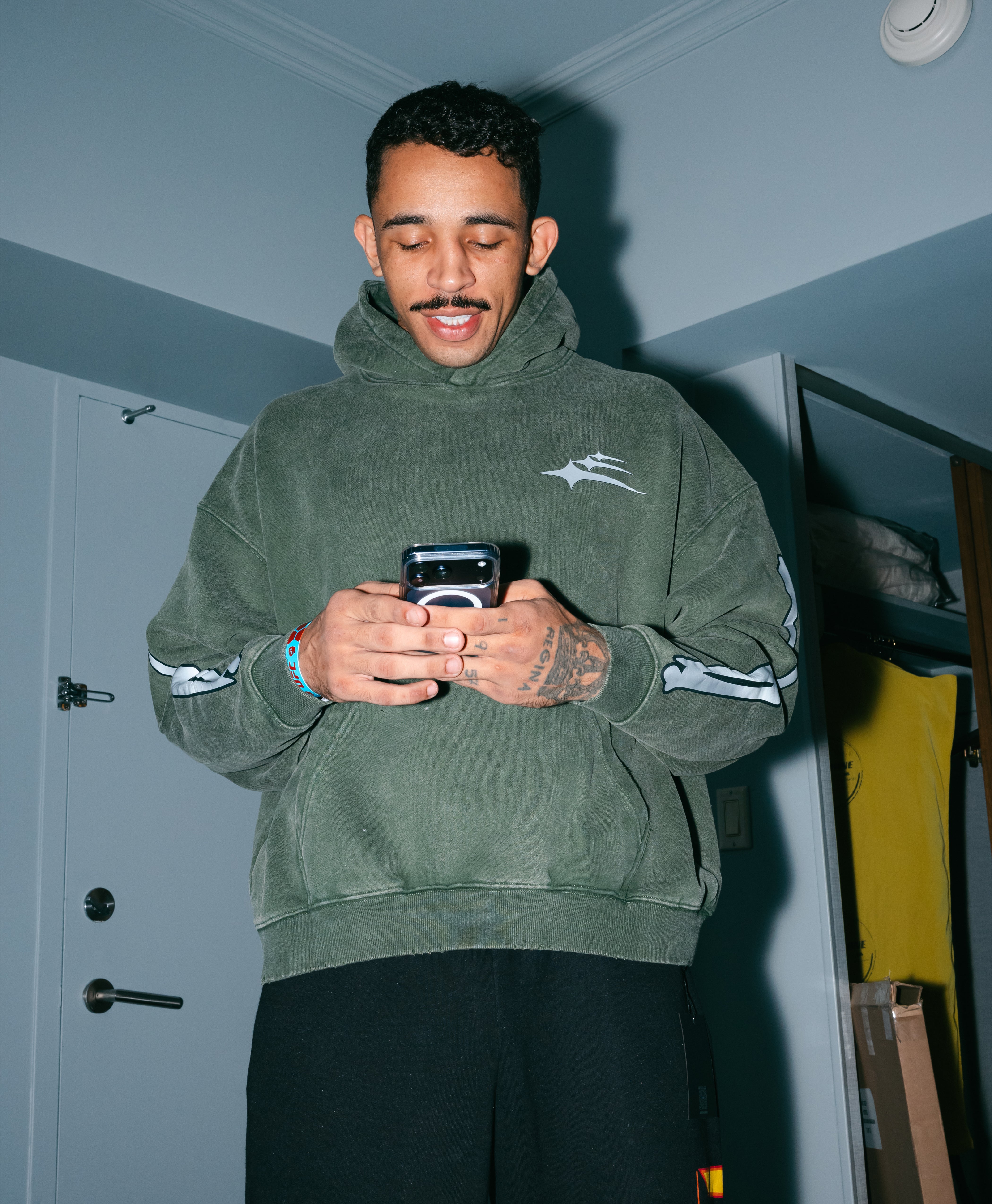 ATHENTIQ BONES BOXY HOODIE