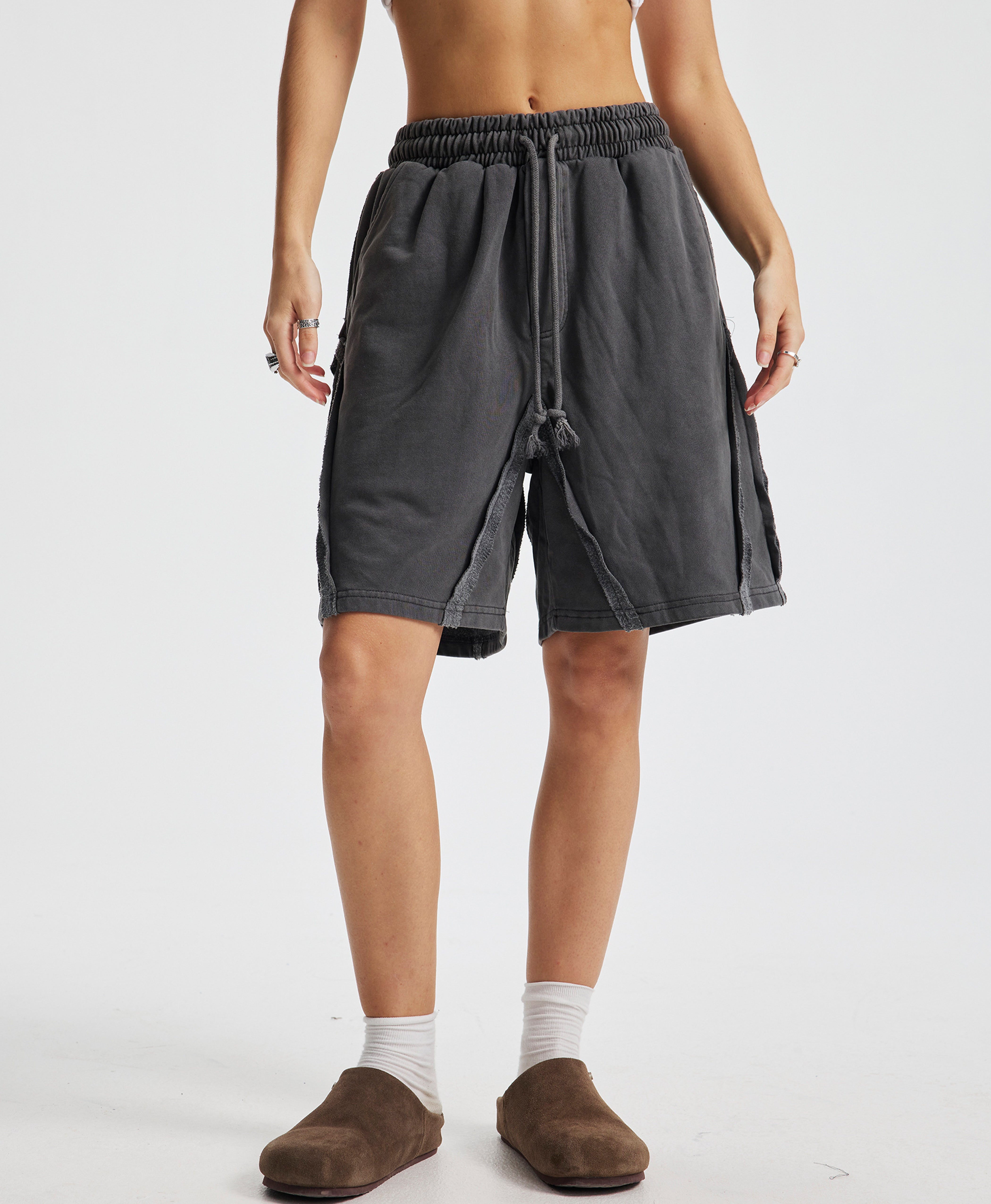 ATHENTIQ WASHED CORE SHORTS