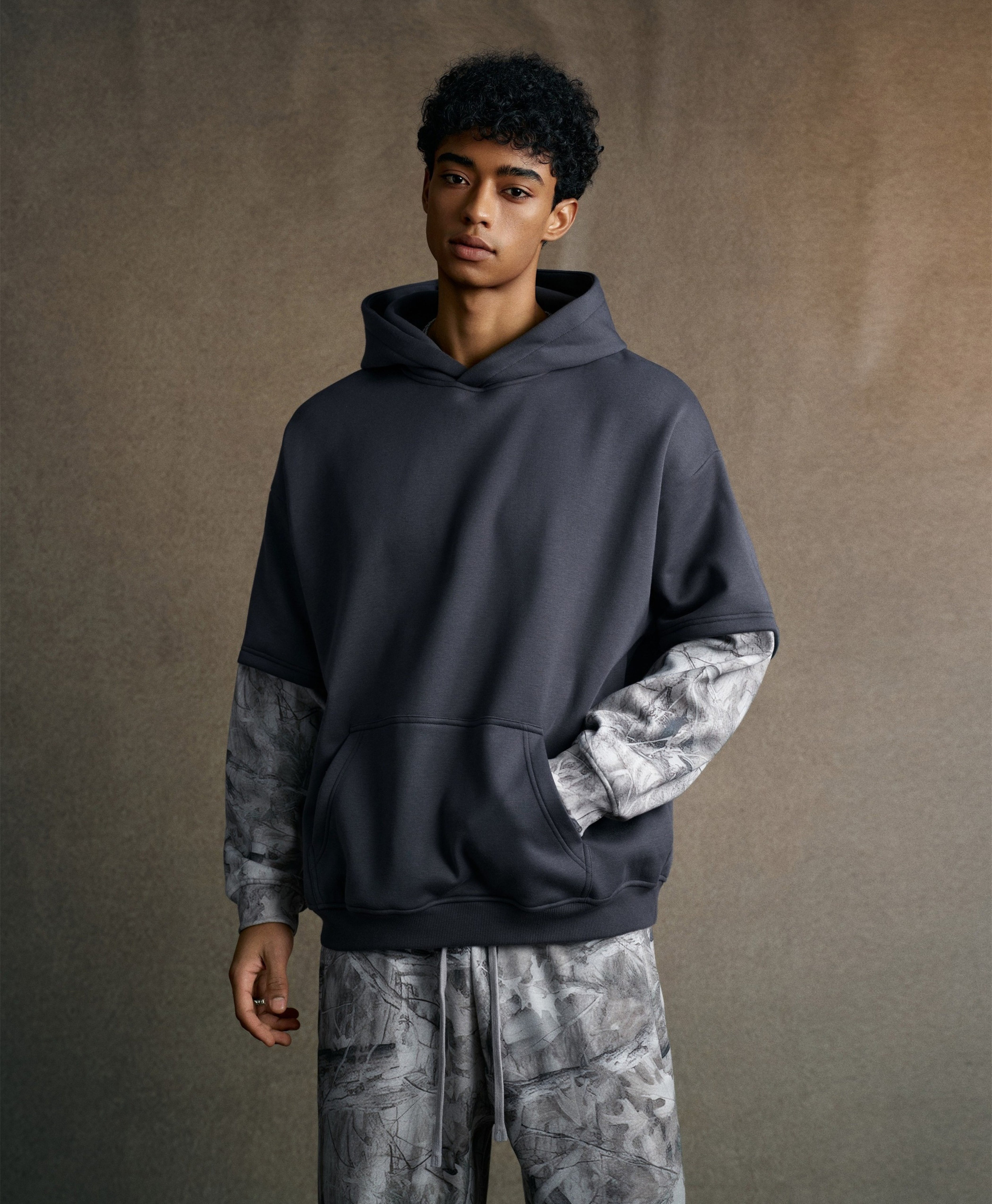ATHENTIQ TWO LAYER CAMO HOODIE