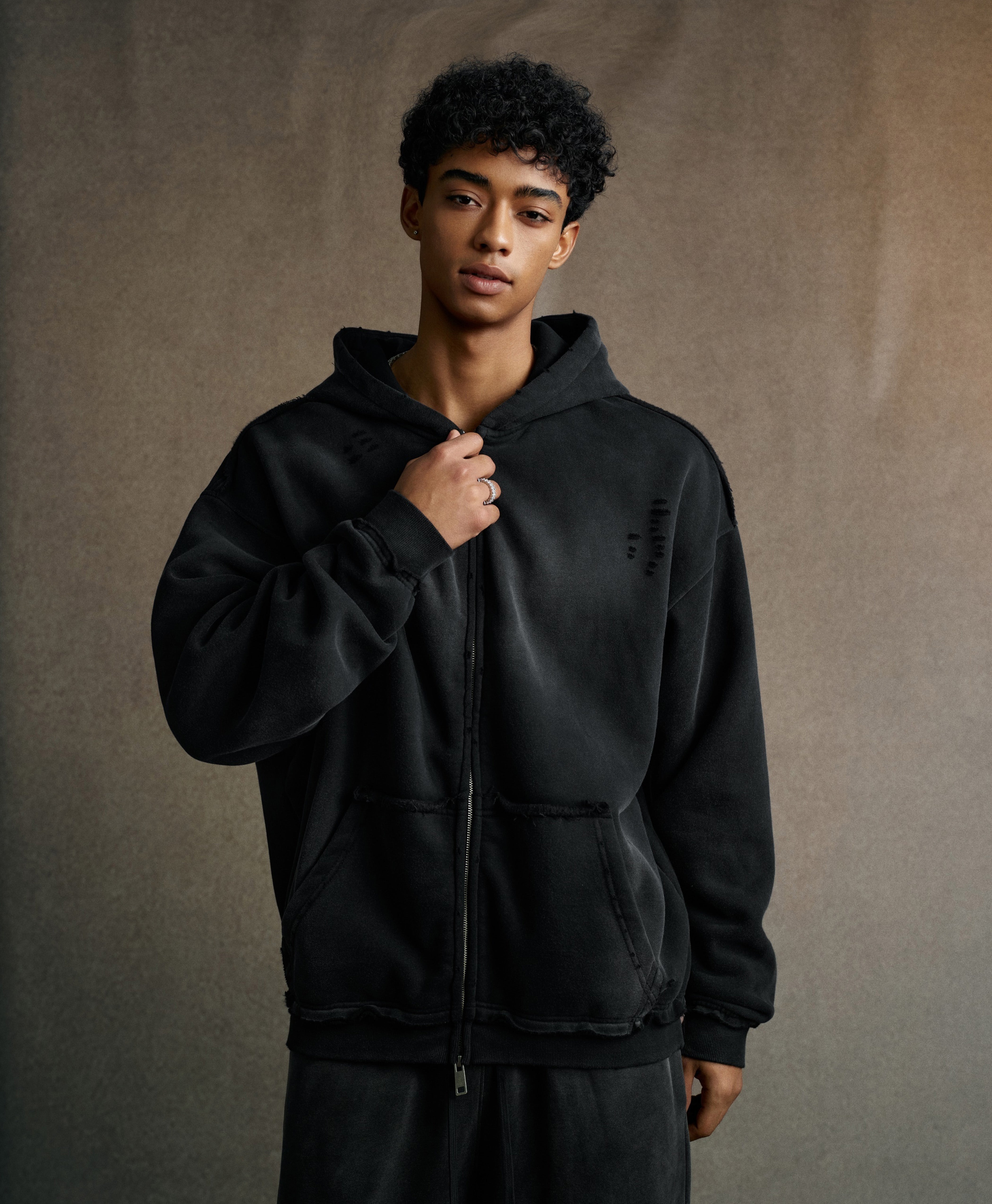 ATHENTIQ WASHED RIPPED ZIP HOODIE