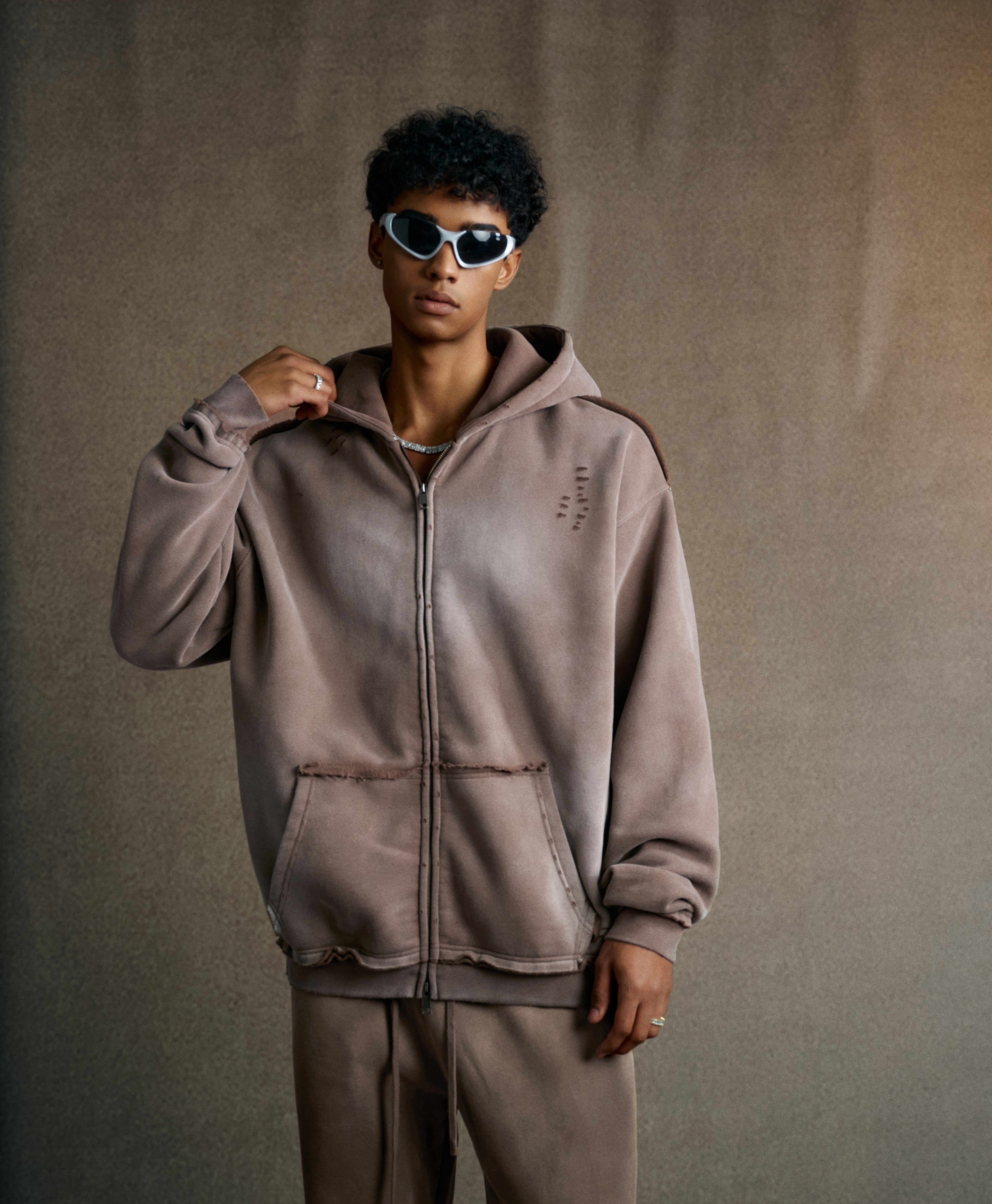 ATHENTIQ WASHED RIPPED ZIP HOODIE